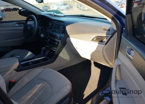 2015 Hyundai Sonata Se z USA, uszkodzony, nr VIN 5NPE24AF2FH255996